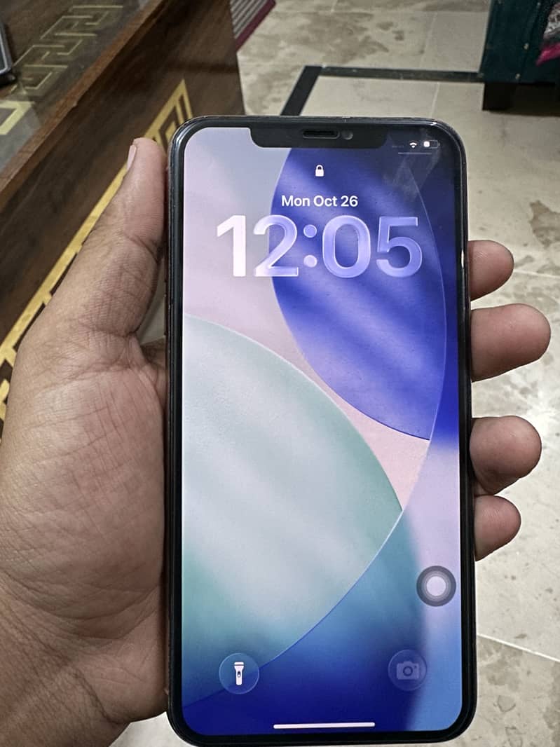 Apple iPhone 11 Pro Max 3