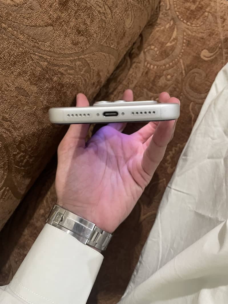 Apple iPhone 17 Pro Max 2