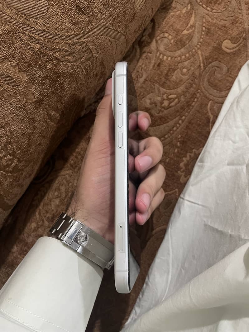 Apple iPhone 17 Pro Max 3