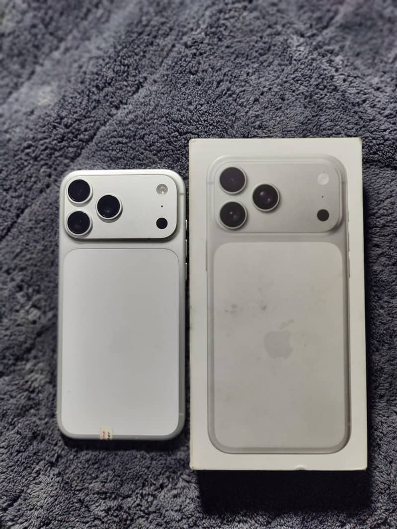 Apple iPhone 17 Pro Max Jv 0