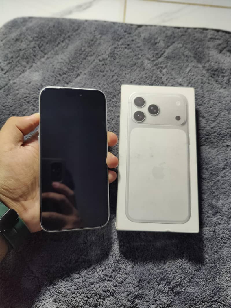 Apple iPhone 17 Pro Max Jv 1