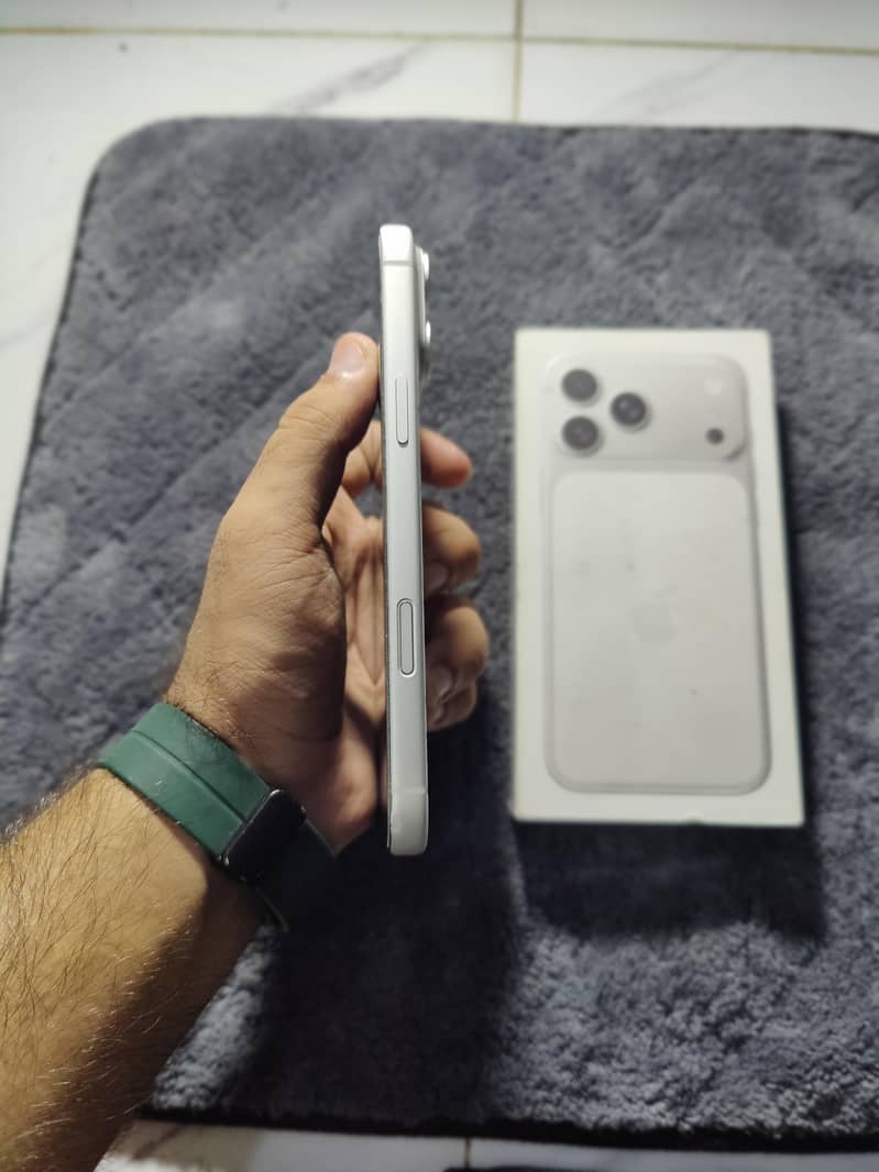 Apple iPhone 17 Pro Max Jv 2