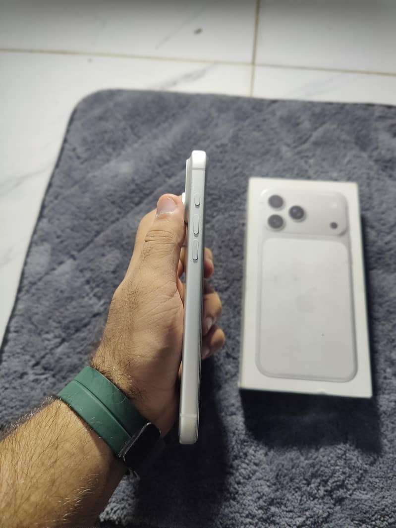 Apple iPhone 17 Pro Max Jv 3
