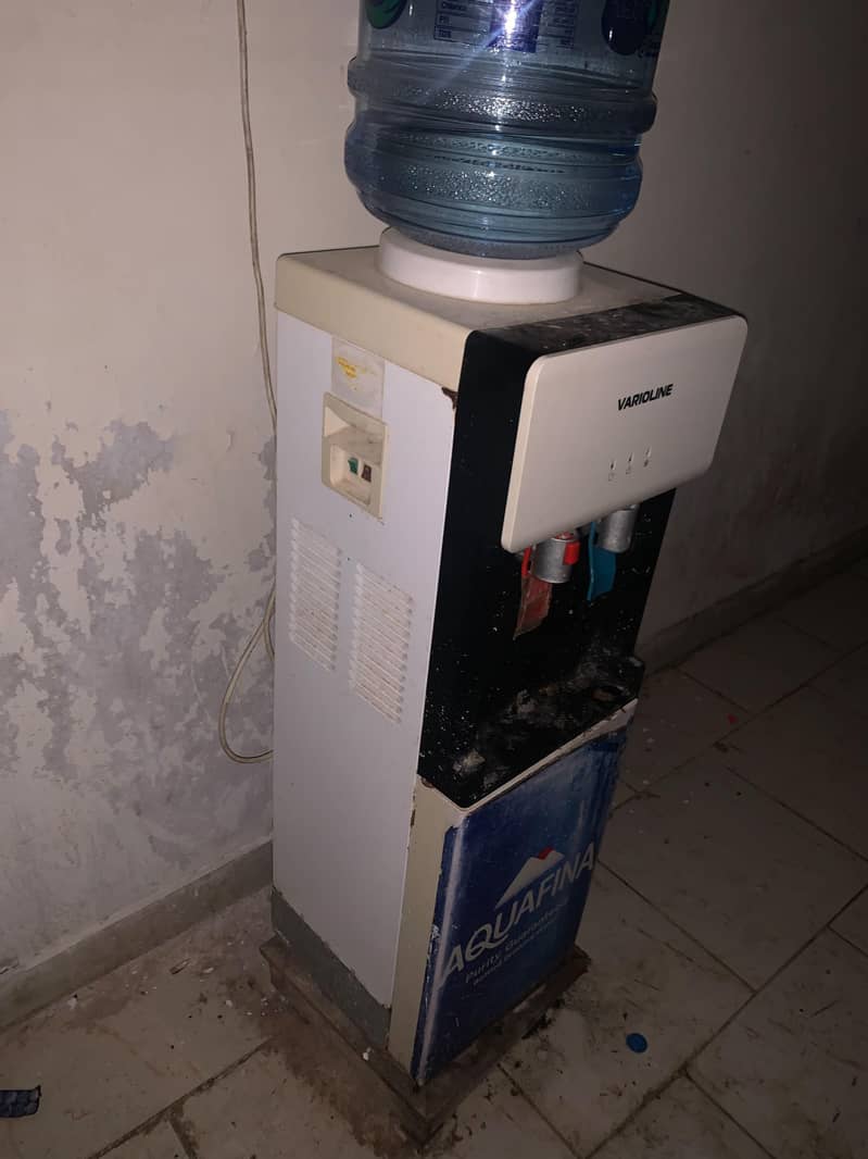 dispenser one door 1