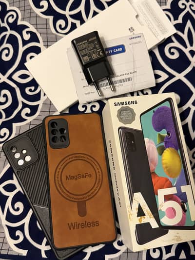 Samsung A51 almost new