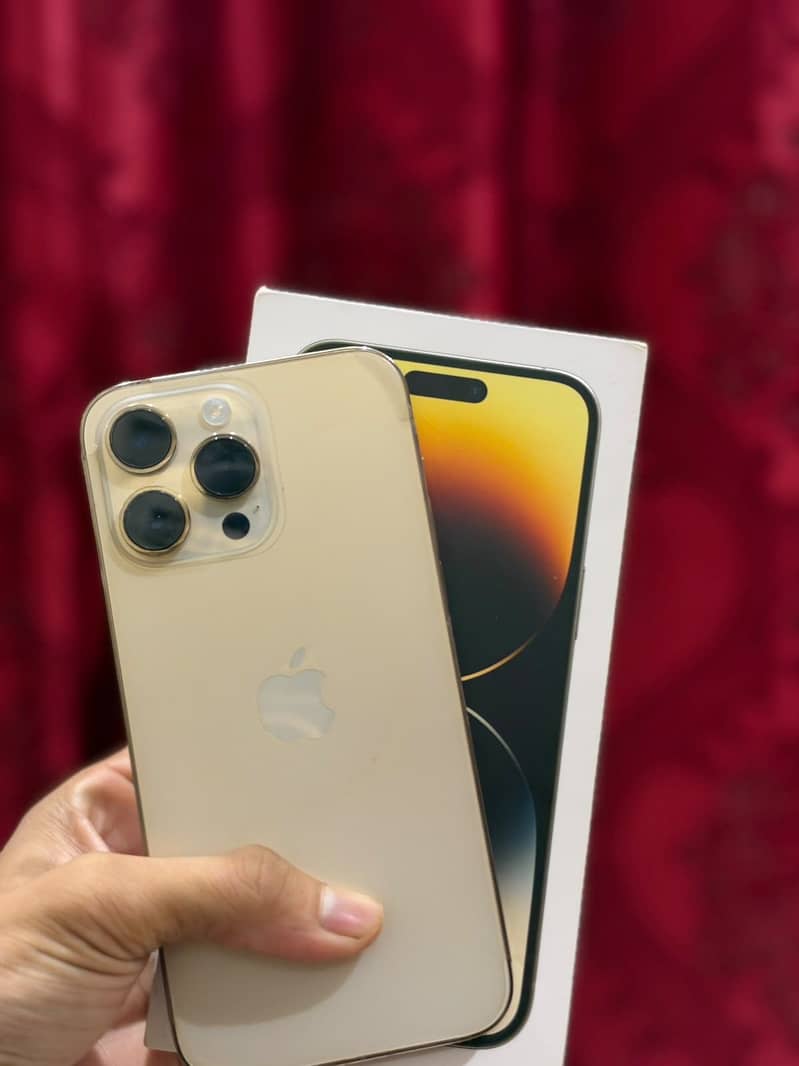 Apple iPhone 14 Pro Max 0