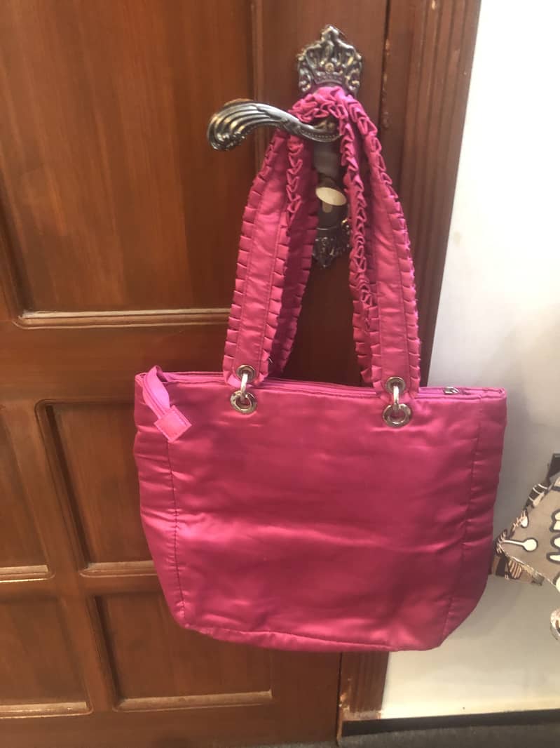Different price or different bag new used - Bags - 1120918304
