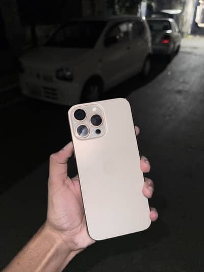 Apple iPhone 16 Pro Max