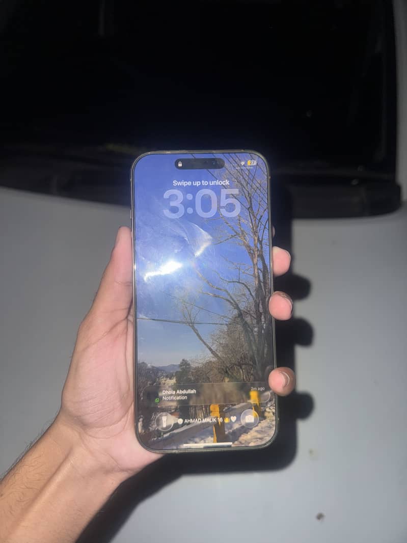 Apple iPhone 16 Pro Max 4