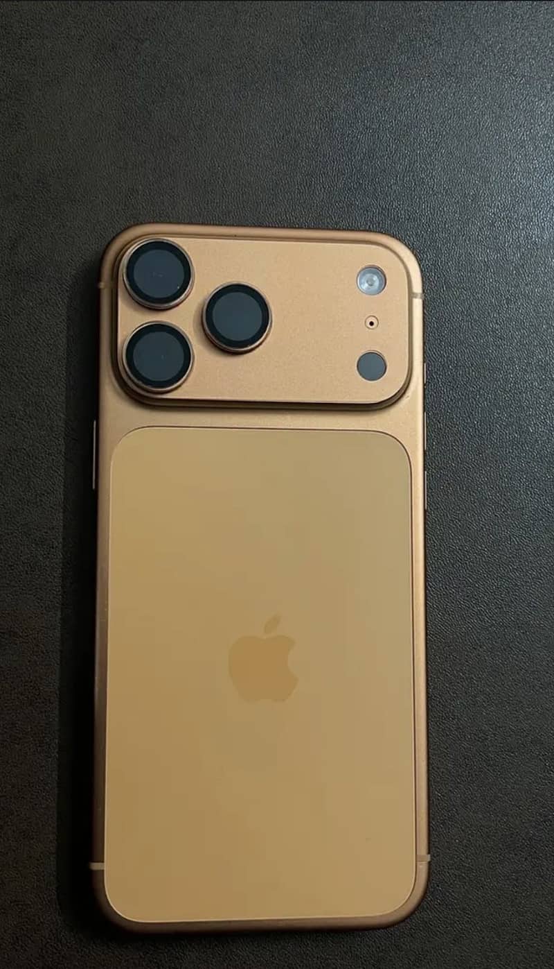 Apple iPhone 17 Pro Max 0