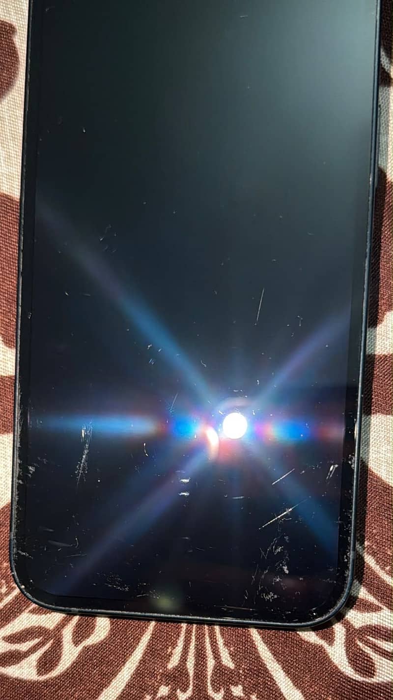 Apple iPhone 14 3