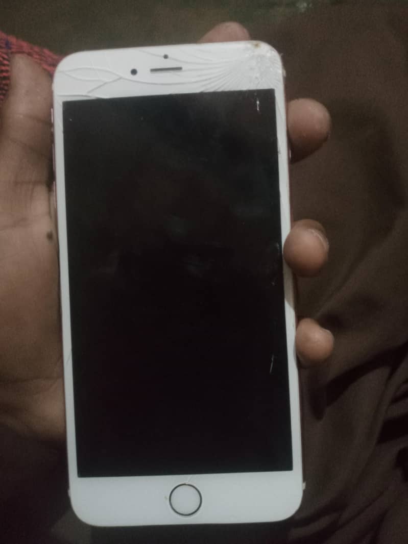 Apple iPhone 6S Plus 1