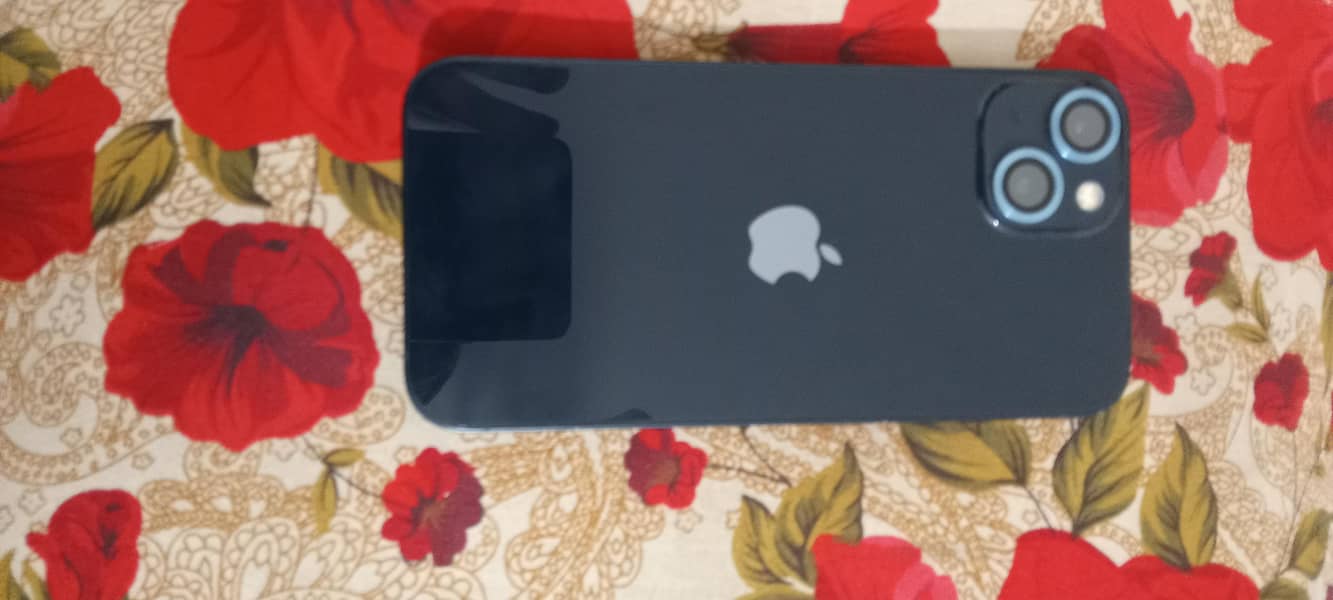 Apple iPhone 13 jv 3