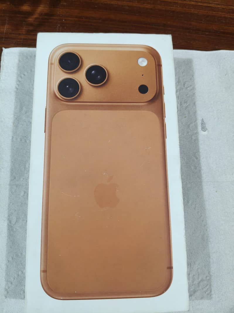 Apple iPhone 17 Pro Max 0