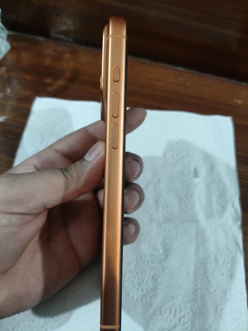 Apple iPhone 17 Pro Max 8