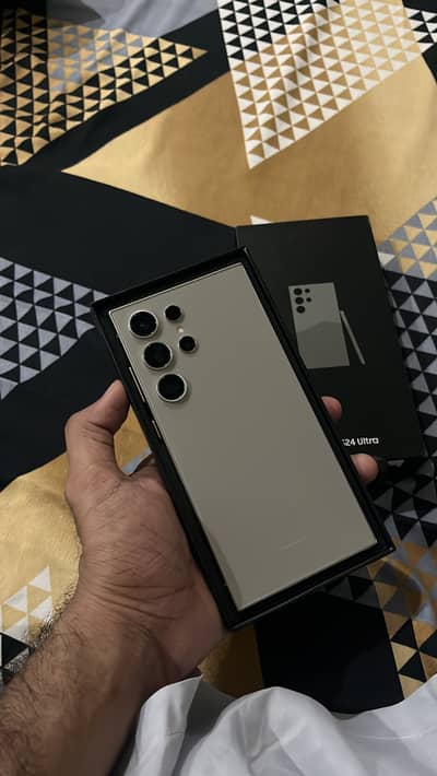 Samsung Mobile S24 Ultra