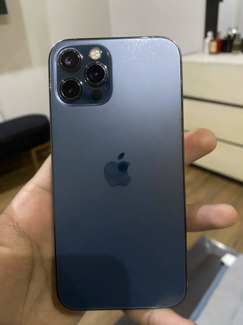 Apple iPhone 12 Pro 4