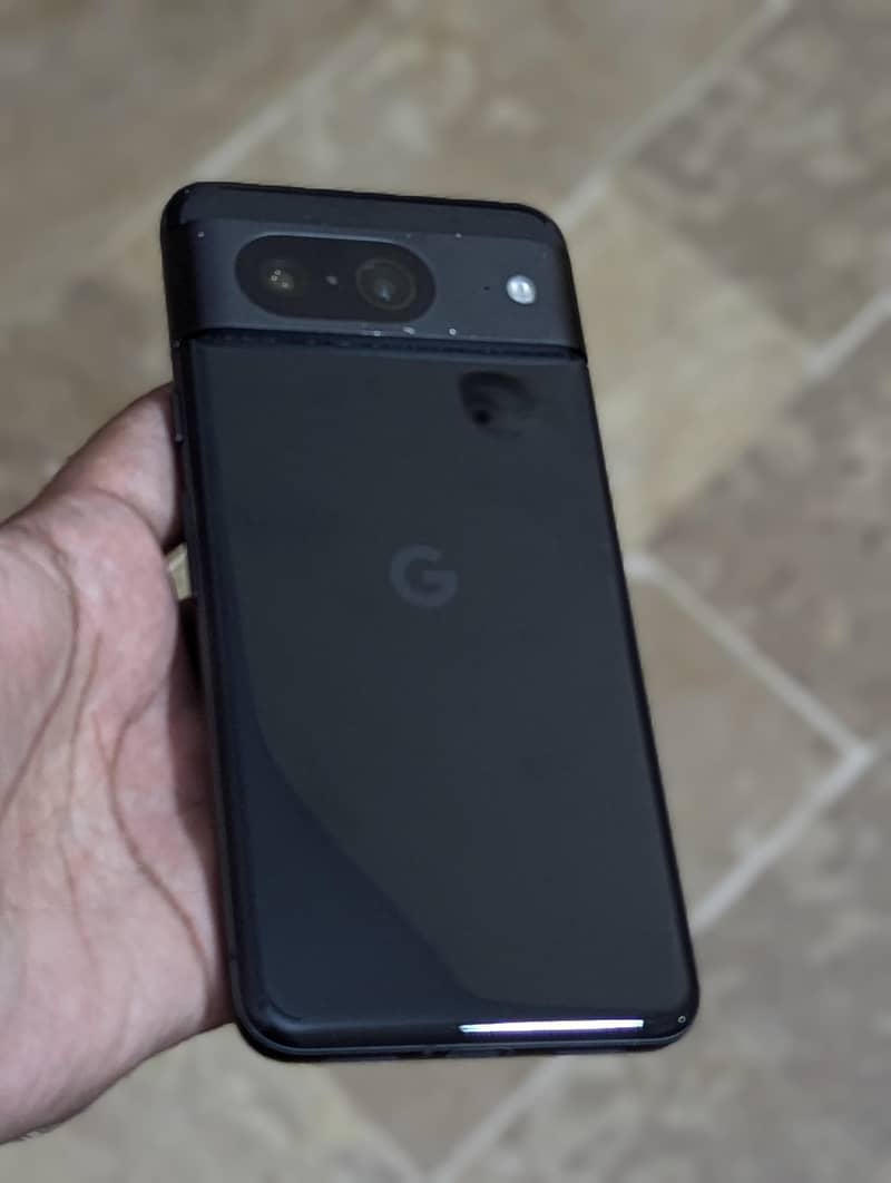 Google Pixel 8 3