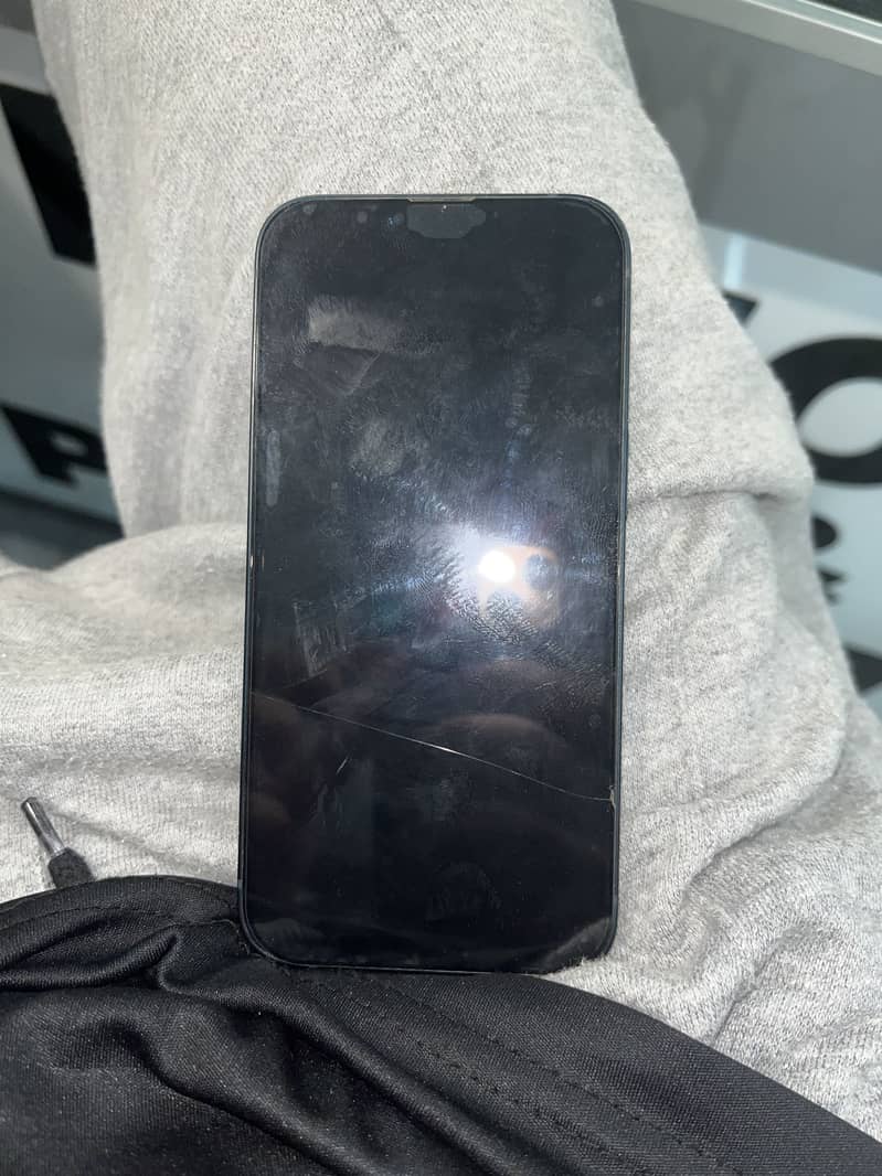 iPhone 13 Jv 1