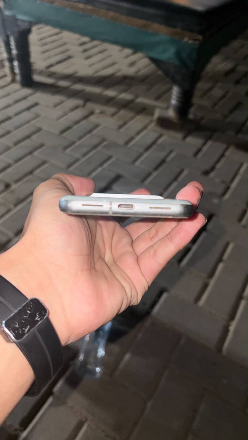 Google Pixel 8 1
