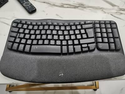 Logitech Wave keys MK 670