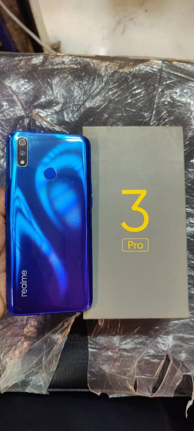 Realme 3 Pro