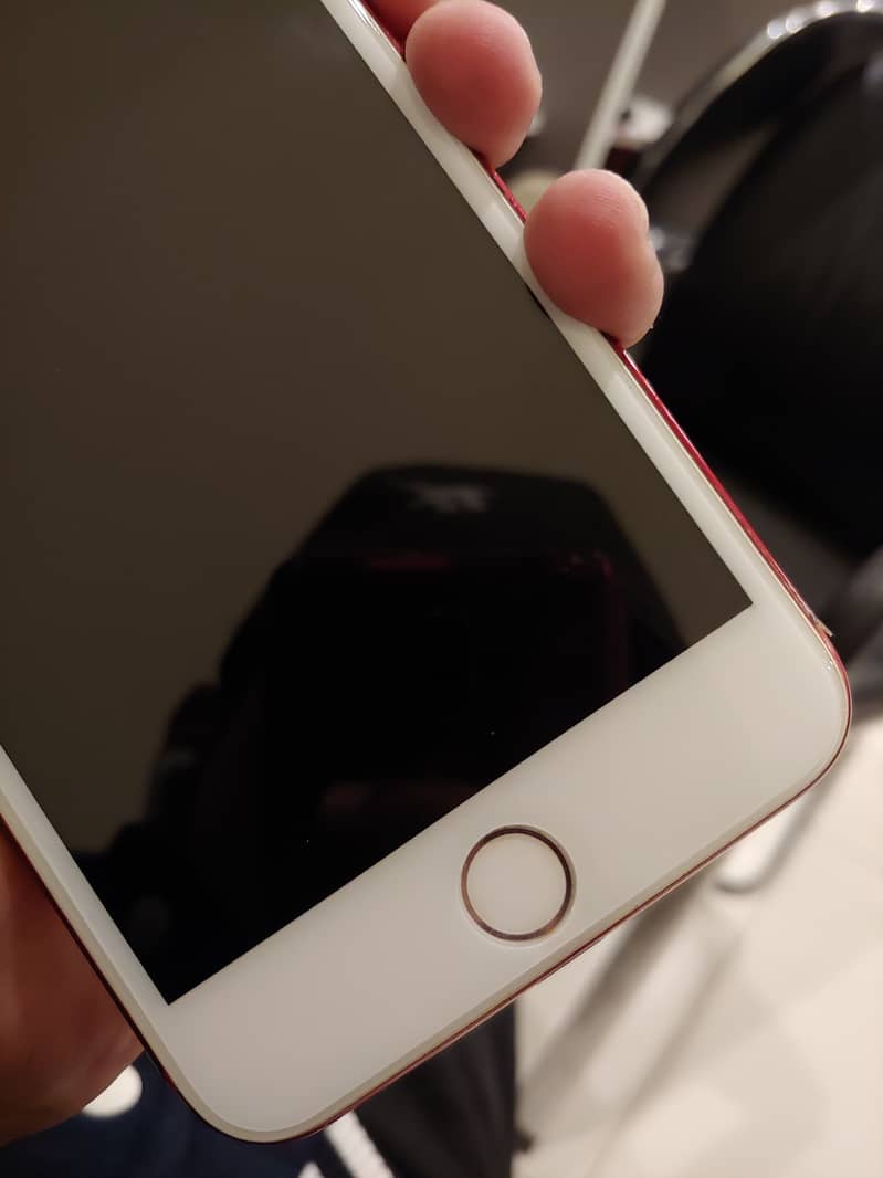 Apple iPhone 7 Plus 8
