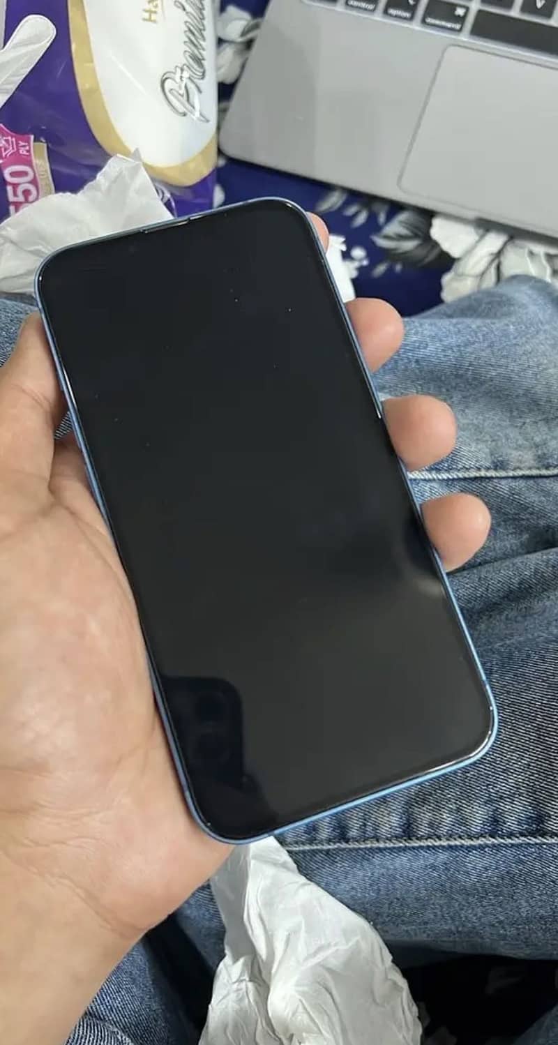 Apple iPhone 13 3