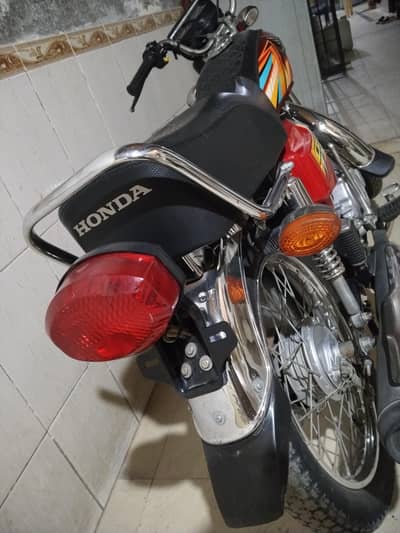 honda 125 total genuine new urgent sale