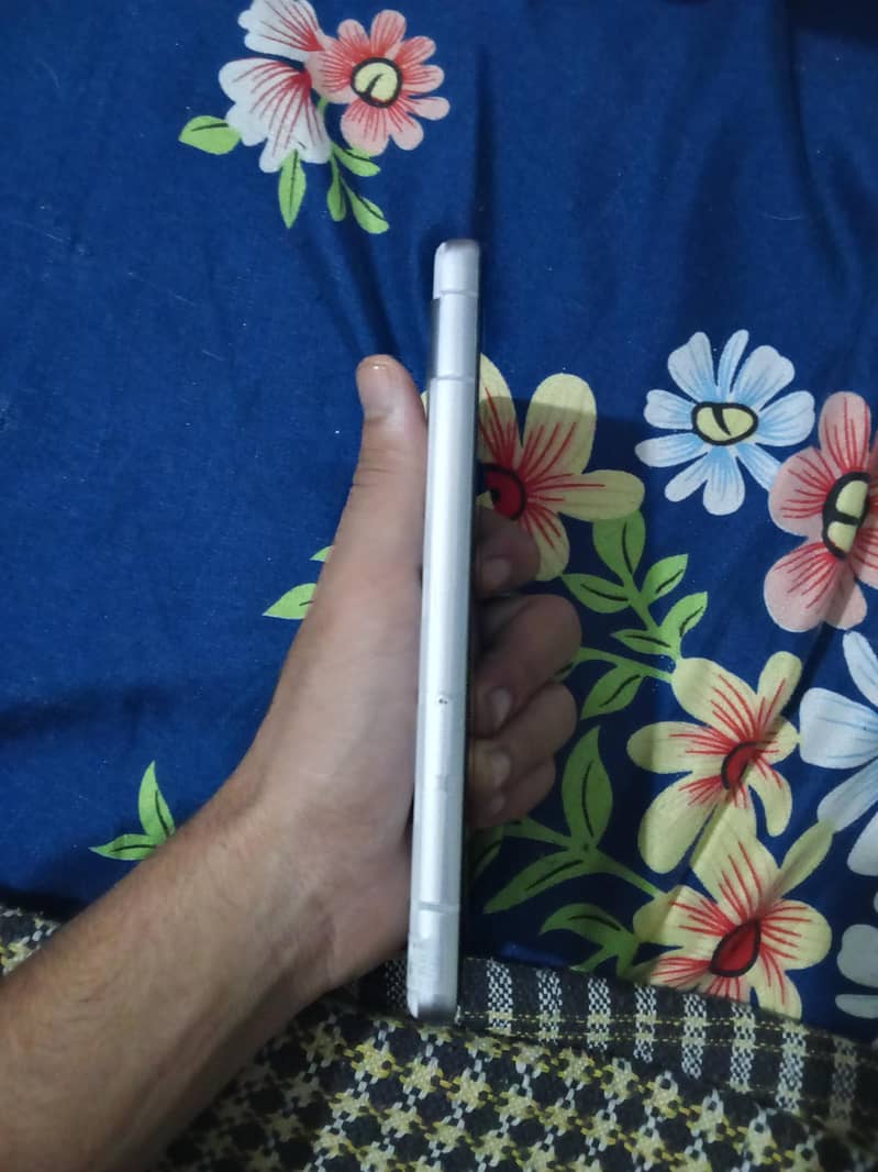 Google Pixel 7a 1