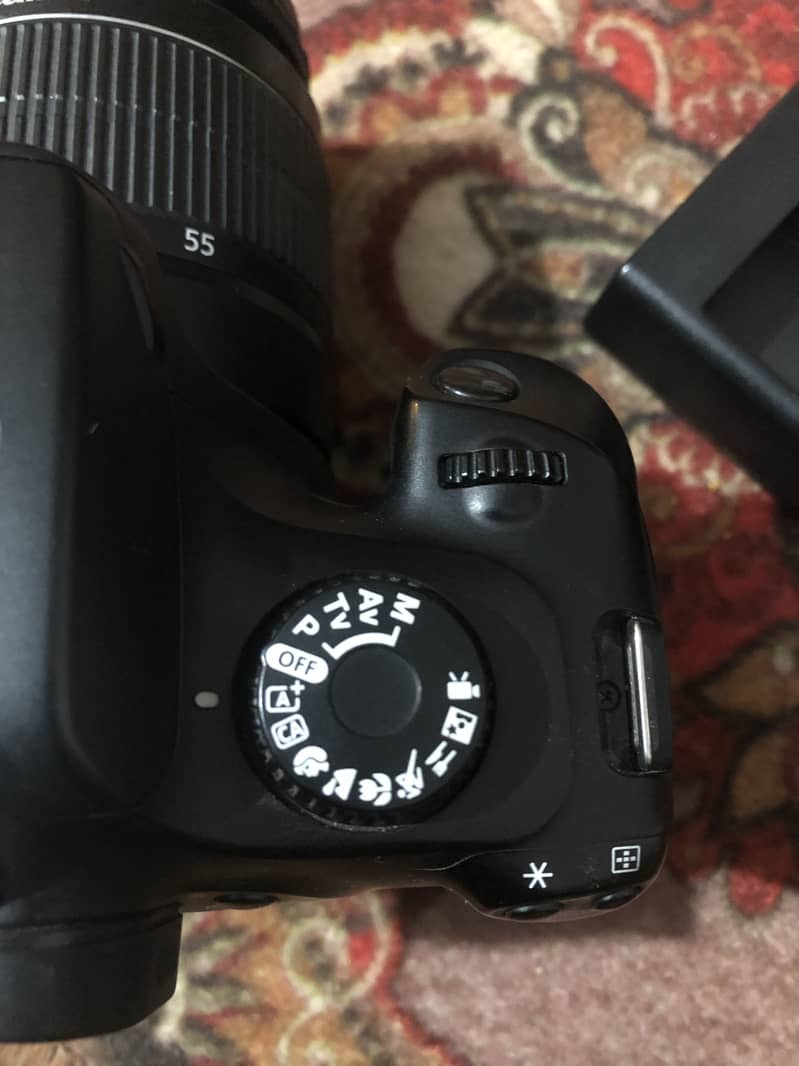 Canon EOS 4000d 4