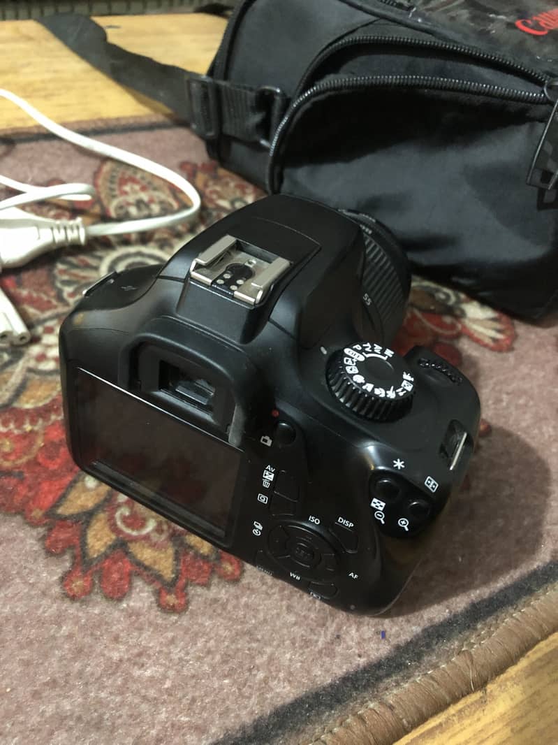 Canon EOS 4000d 5