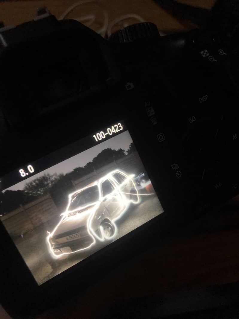 Canon EOS 4000d 8