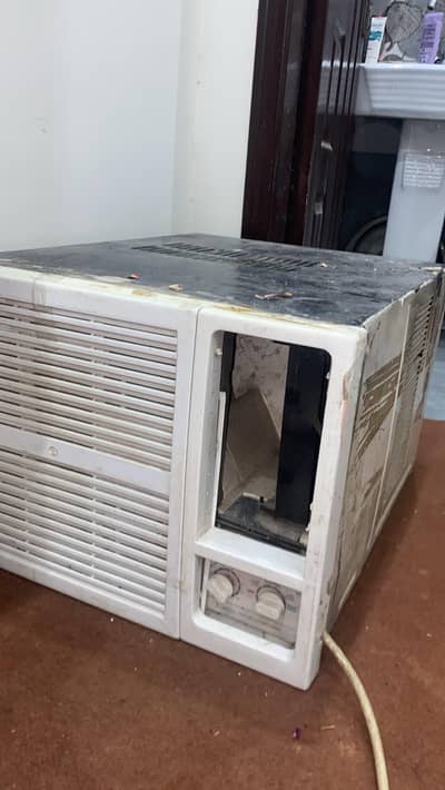 Panasonic Window AC for Sale – Rs. 35,000 Negotiable