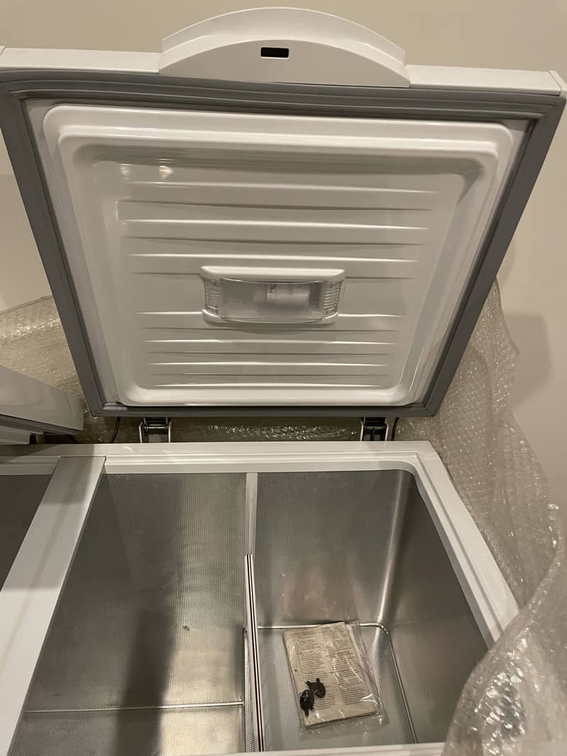 Dawlance Deep Freezer 4