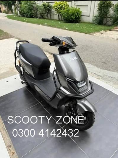 REVOO C32 ELECTRIC SCOOTY available mobile# 03004142432