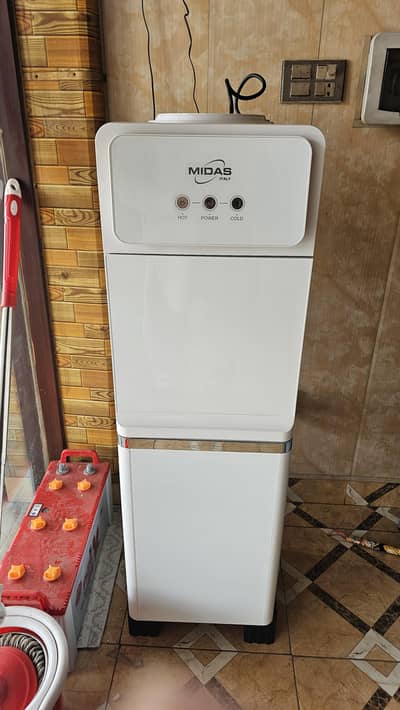 Midas Water Dispenser