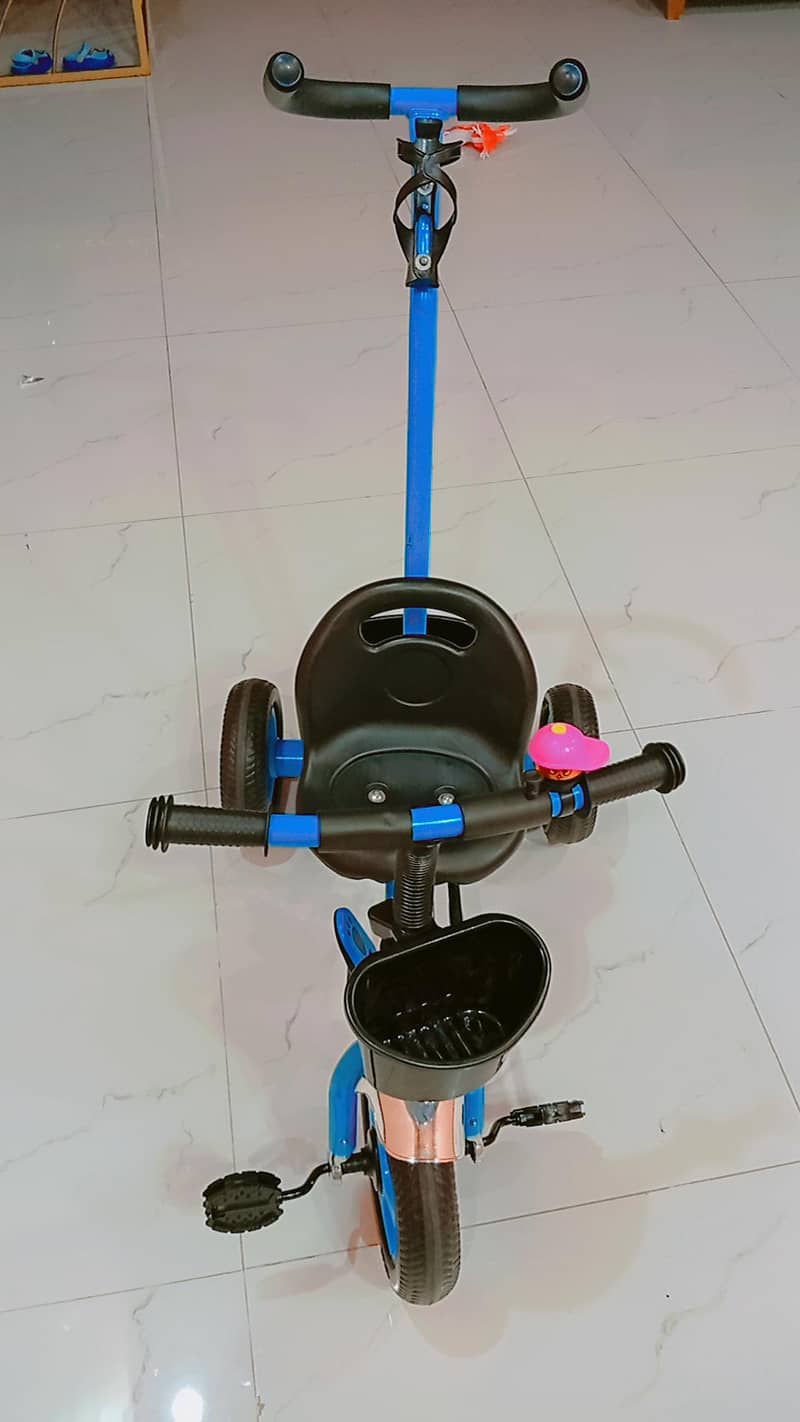 3 wheel cycle available 2