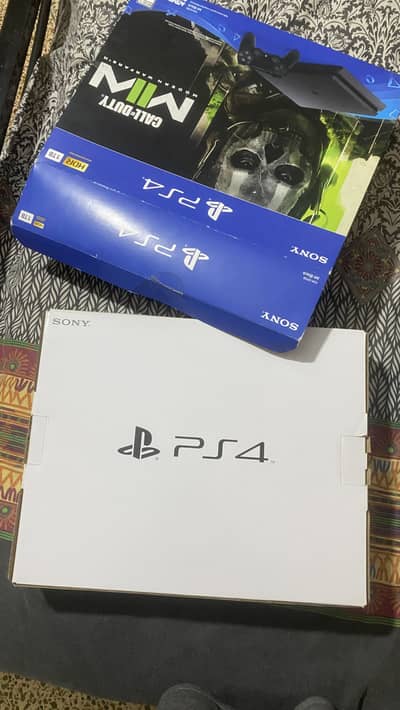 PLAYSTATION 4 SLIM BRAND NEW WITH CONSOLES AND CDS