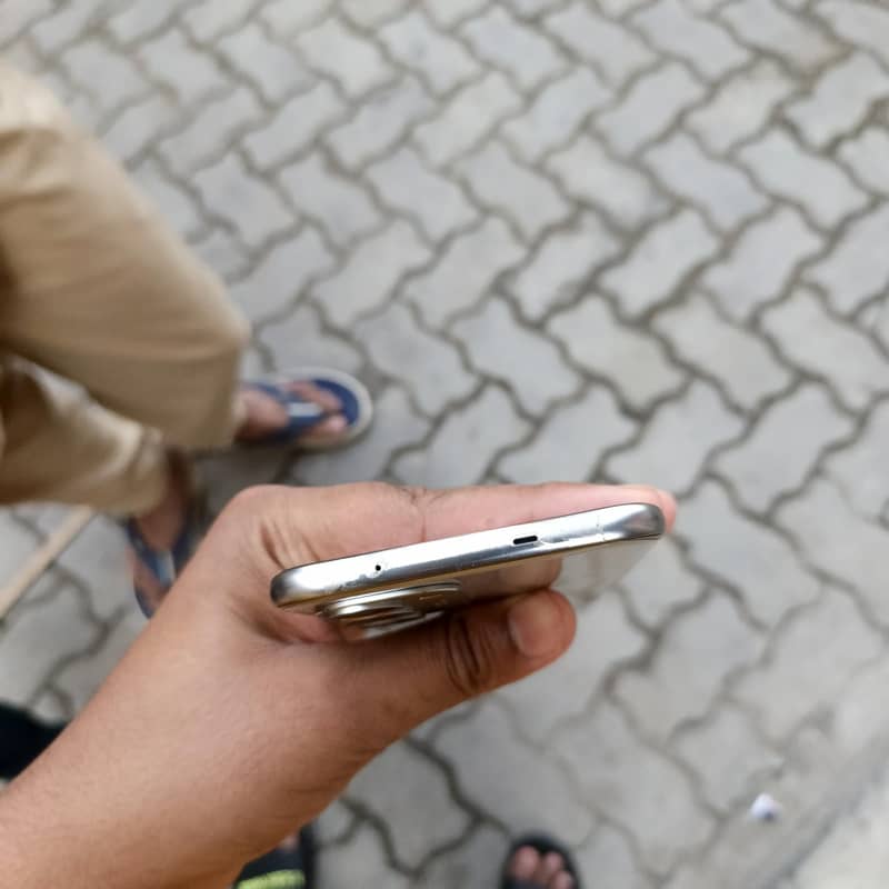 Tecno Spark 40 Pro 7