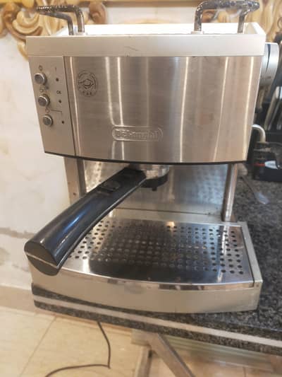 expresoo coffee machine