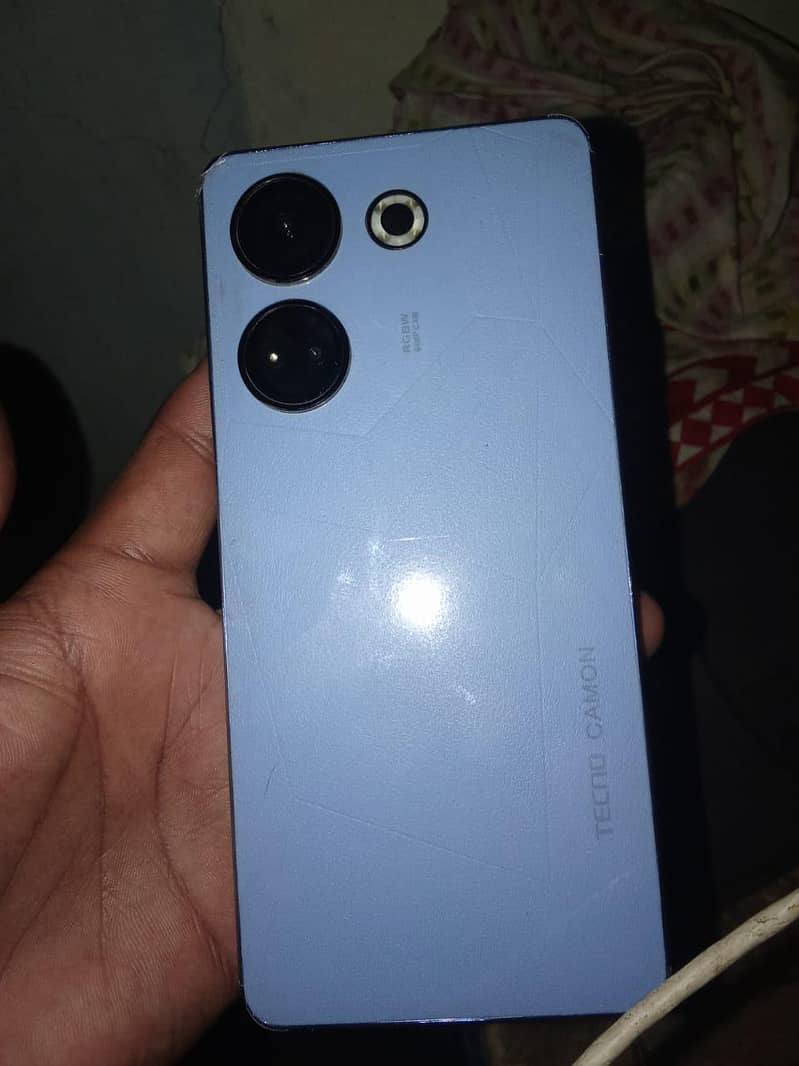 Tecno CAMON 20 0