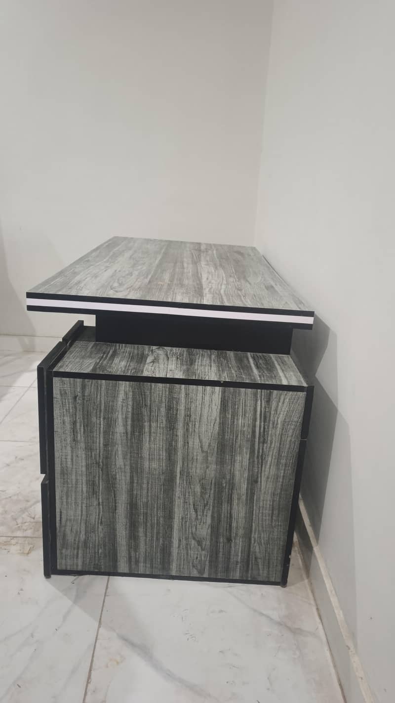 Office Table 3