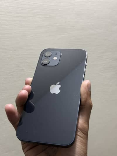 Apple iPhone 12