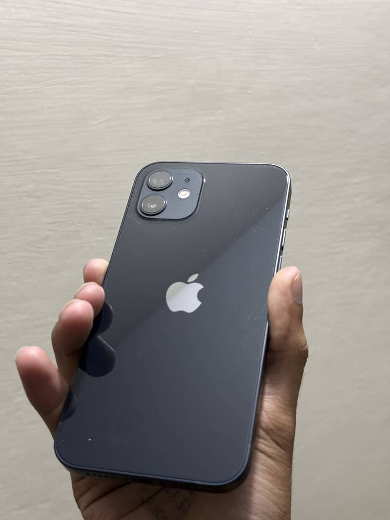 Apple iPhone 12 0