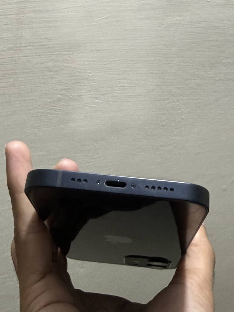 Apple iPhone 12 2