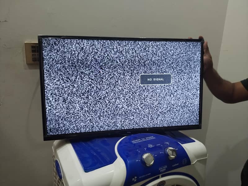 TCL LCD 1