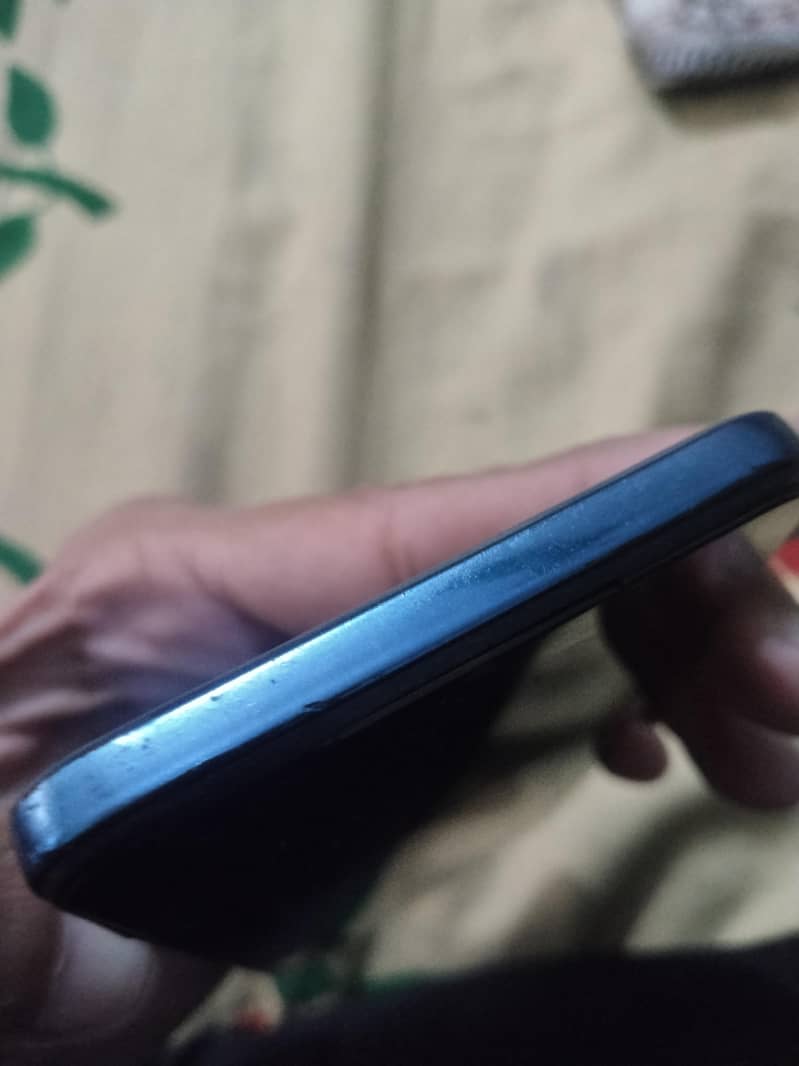 Tecno Spark 10C 3