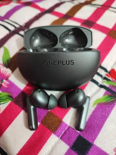 OnePlus buds 4