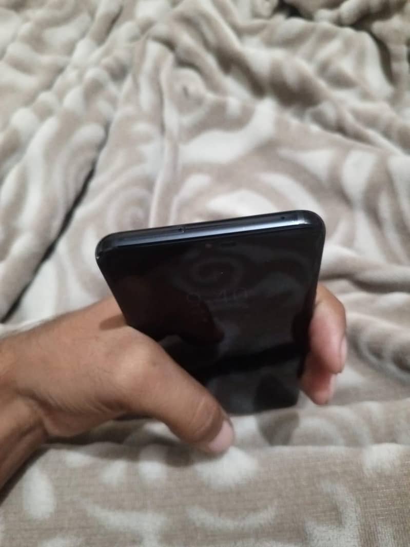 LG G7 ThinQ 5